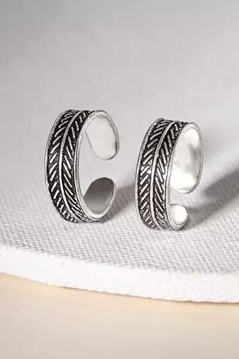 Touch925 elegant linework toe ring