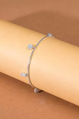 Stone bead charm bracelet