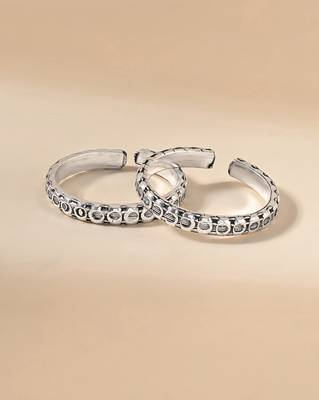 Touch925 circular harmony oxidized toe ring 1