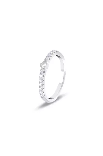 Touch925 heartfelt circle silver ring with cz heart detail in 925 purity for women