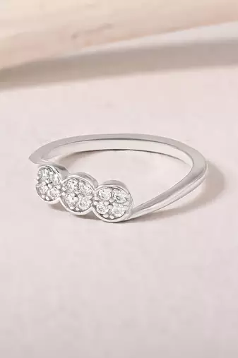 Touch925 eternal circles silver ring with three cz stones in 925 purity for women