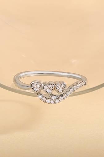 Touch925 syncing hearts silver ring with triple cz stones in 925 purity for women