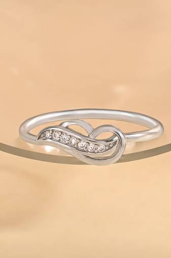Touch925 eternal embrace silver ring with single cz stone in 925 purity for women
