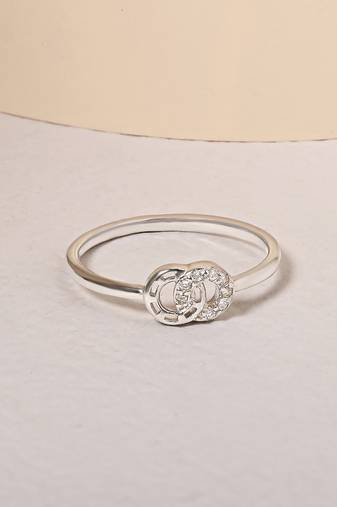 Touch925 linked radiance silver ring with cz stones in 925 purity for women