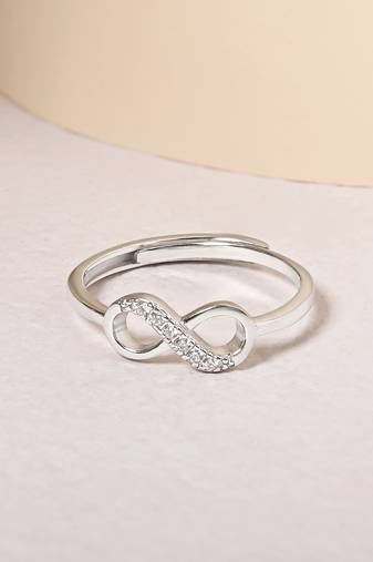 Touch925 loop infinite silver ring with central cz stone in 925 purity for women
