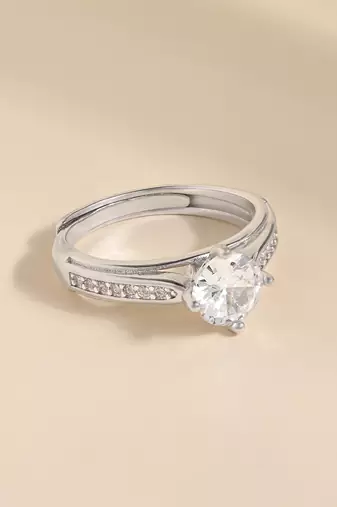 Touch925 silver spark stone ring with solitaire cz in 925 purity for women