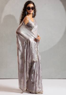 grey foil printed two tone silk blend embroidered saree 2