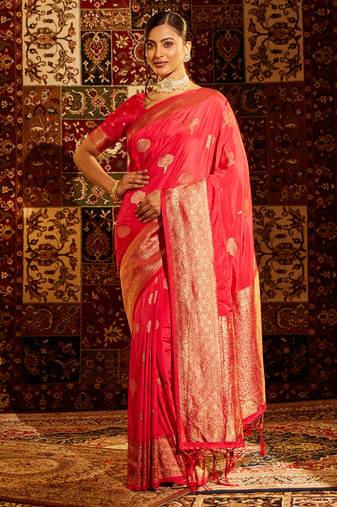 Fuchsia woven zari banarasi saree