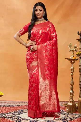 Fuchsia floral woven zari banarasi saree