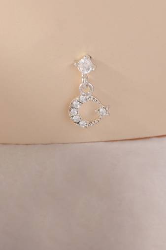 Star half moon nose pin