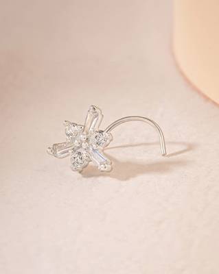 Frosted snowflakes nose pin 1