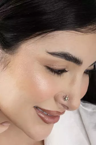 Fortune tortoise nose pin