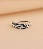 Silver leaf nose pin