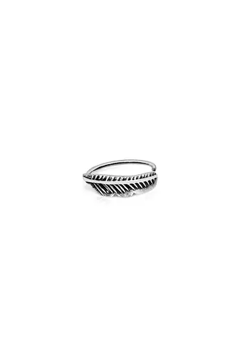 Silver leaf nose pin
