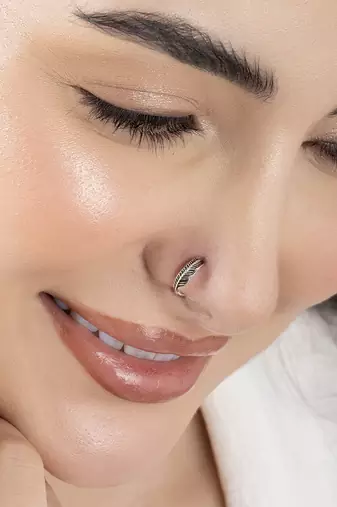 Silver leaf nose pin