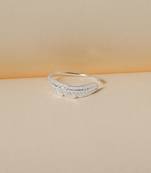 Silver flat leaf nose pin