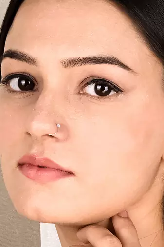 Elegant bali nose pin