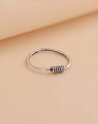 Spiral oxidized nose pin 1