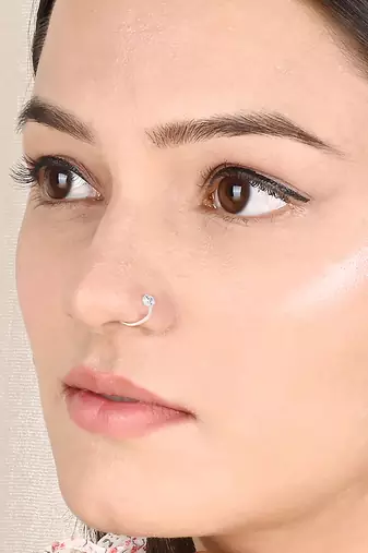 Crystal shine nose pin