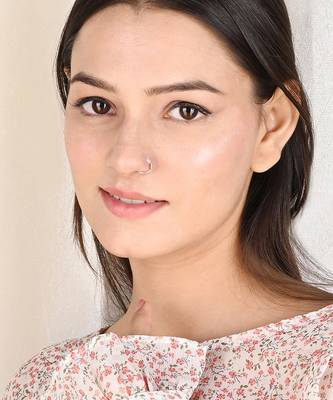 Crystal shine nose pin 4