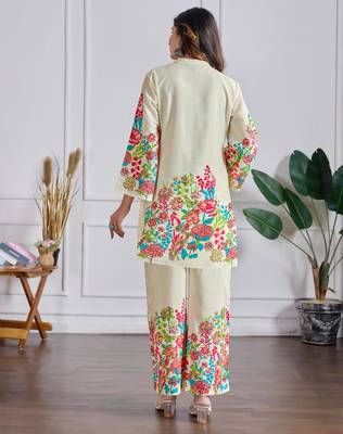 Off white floral printed mandarin collar cotton top with trouser 2