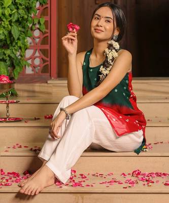 New Stylish Red Green Kurta Set With Bottom Summer Wear Kurta Set  3