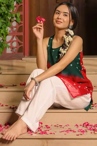 New Stylish Red Green Kurta Set With Bottom Summer Wear Kurta Set 