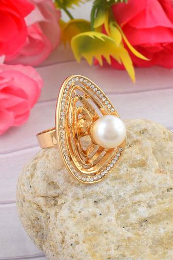 Brass gold cz pearl fashion finger ring for women