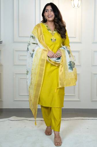 parrot colour Premium Roman Silk handwork 3piece suit set