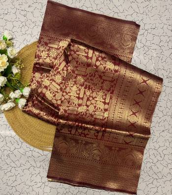 Maroon color silk blend saree with blouse 4