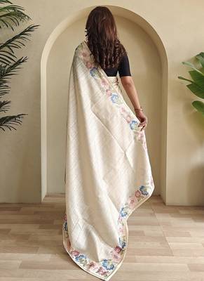 White Tussar silk blend Embroidered Saree 5