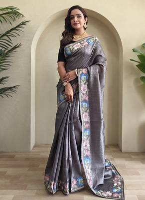 Grey Tussar silk blend Embroidered Saree 2