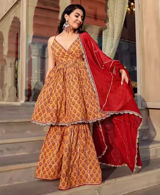 Beige embroidered Gota Work Suit Set  Suit Set With Gota Work Dupatta 3