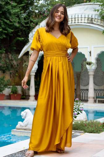 Gold Color Silk Set Dress Party Wear Dress Outdoor Wear Beautiful Dress