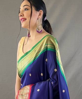 Navy Blue Paithani silk blend Saree 2