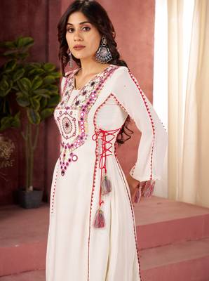 Embroidery Work White embroidered Kurta Palazzo Suit  Set 5