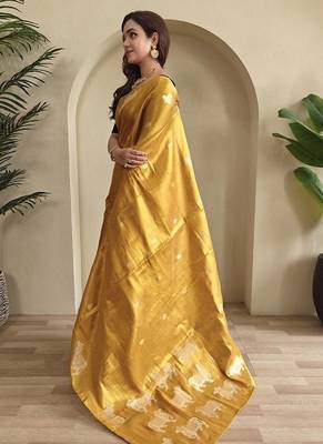 Yellow Shining Tissue silk blend Saree 3