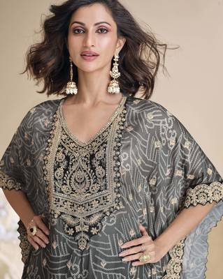 Grey black shaded viscose kaftan poncho style pant suit 3