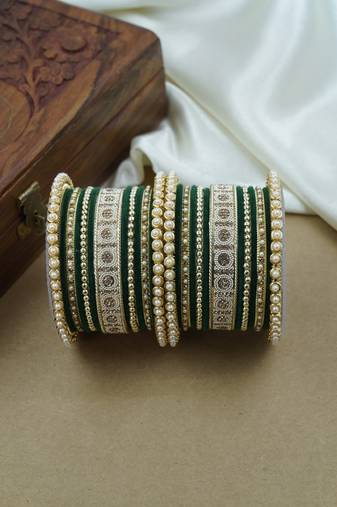 Pearl & diamond bangle set