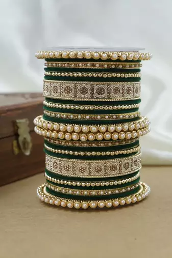 Pearl & diamond bangle set