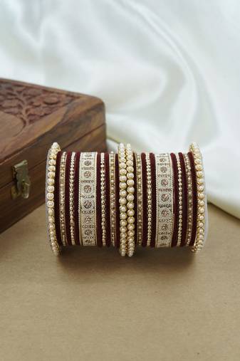 Pearl & diamond bangle set