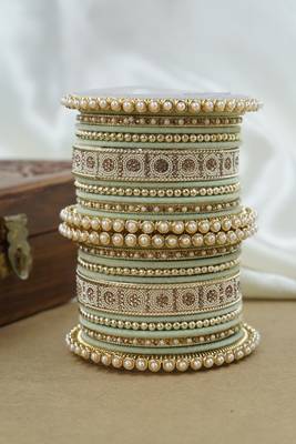 Pearl & diamond bangle set 3