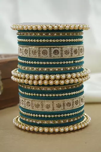 Pearl & diamond bangle set
