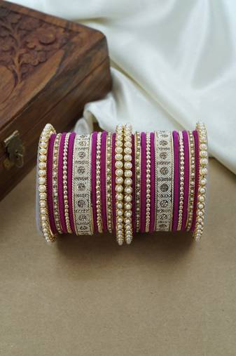 Pearl & diamond bangle set