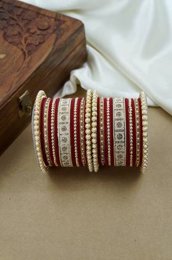 Pearl & diamond bangle set