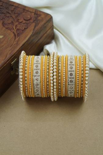Pearl & diamond bangle set