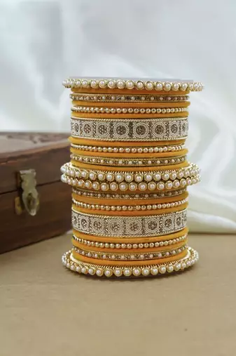 Pearl & diamond bangle set