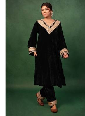 Bottle Green Velvet Gotta Work Kurta and Pant with Dupatta Wedding Wear Dress 2