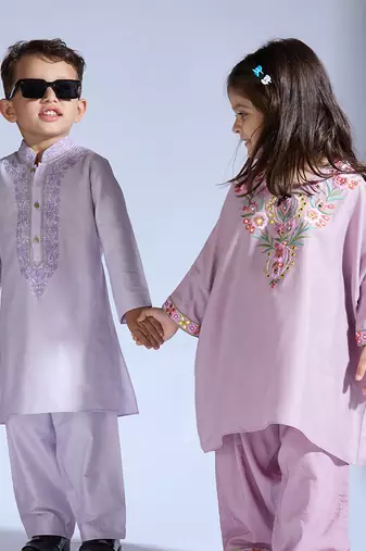 Purple embroidered silk kurta pyjama