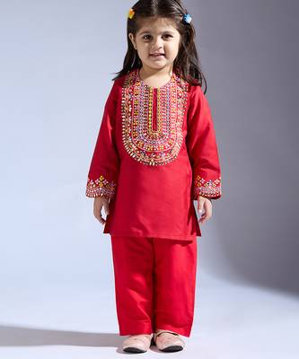 Red embroidered silk kurta with pant 1